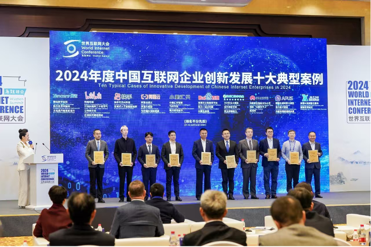 网站搭建毕业证,开启数字时代新篇章的通行证 网站搭建毕业证,开启数字时代新篇章的通行证 服务器/数据库