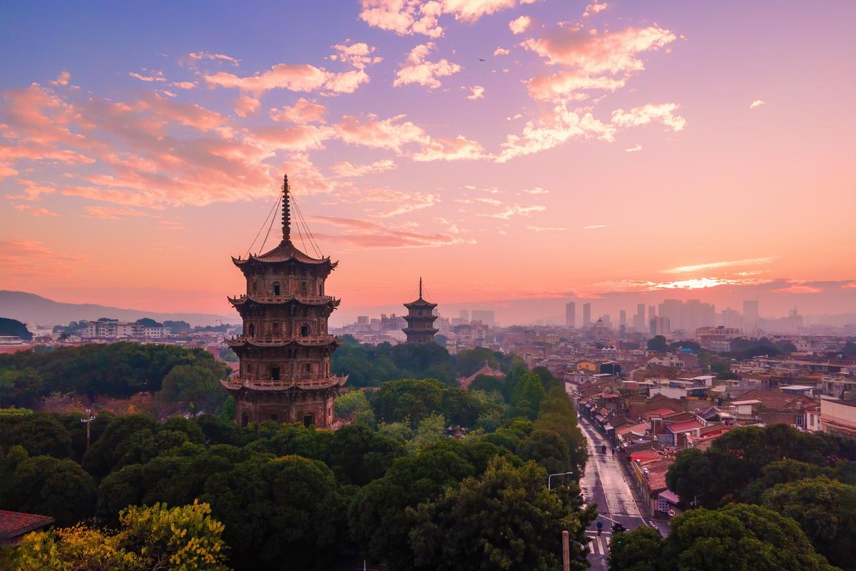探寻泉州之美,一场穿越千年的文化之旅 探寻泉州之美,一场穿越千年的文化之旅 友链在线